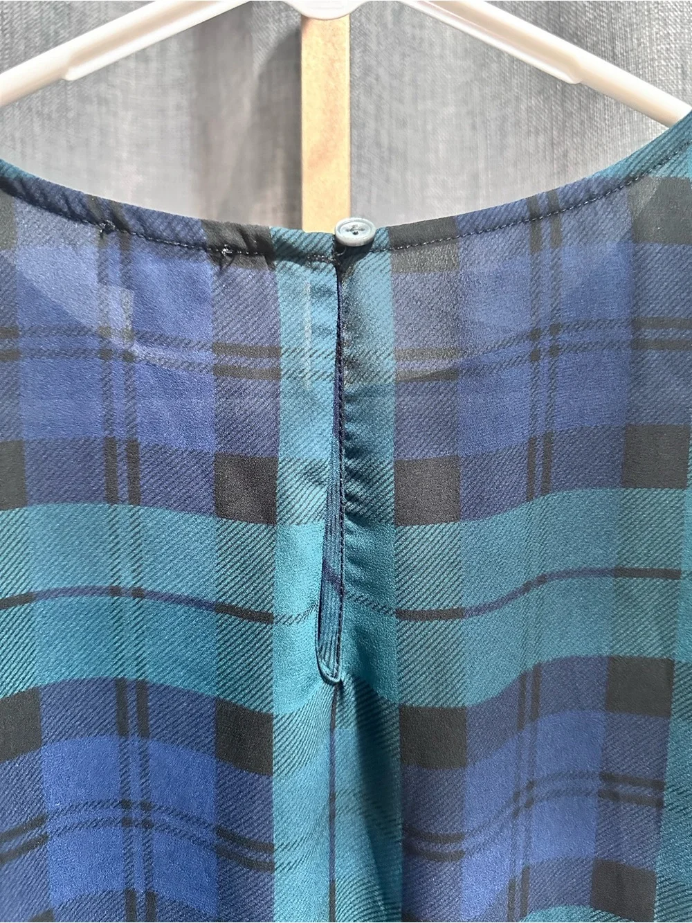 ❤️❤️J. Crew Teal & Navy Plaid Long-Sleeve Blouse. NEVER WORN